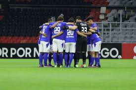 Cruz azul jugaría contra el equipo de carlos vela en una instancia final del torneo regional. Concachampions Cruz Azul No Tuvo Piedad Goleo Y Ya Esta En Cuartos De Final Minuto Deportes