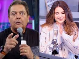 Todos nós sabemos muito bem que faustão é casado com luciana cardoso, desde 2002. Apos Anuncio Da Saida De Faustao Selena Gomez Diz Que Tirara 2022 Inteiro De Ferias Dolangue News