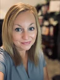 Bettina Hawkins's Instagram, Twitter & Facebook