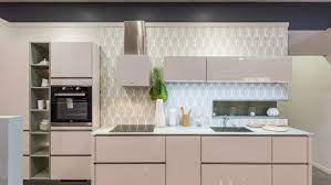 Je ne sais pas si j'ai lancé une mode, mais plusieurs autour de moi me parlent de leur démarche de jeûne ou de « détox ». Cuisiniste Cuisine Plus Herblay 95480 Pierrelaye