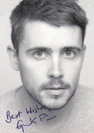 Gareth Pierce Ordinary Lies Cara Fi Stella Welsh TV Actor Hand Signed Photo 