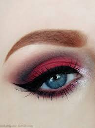 Black And Red Ombre Eyeshadow Red And Black Eyeshadow Red Eye Makeup Blue Eye Makeup Eye Makeup