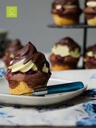 Donauwellen Minis Donauwellen Donauwellenminis Donutrecipesbaked Donutrecipeseasy Donutrecipesfordonutmaker Donutreci In 2020 Mit Bildern Lecker Donauwelle Backrezepte