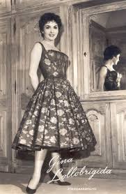 The Nifty Fifties Dresses Fifties Fashion Gina Lollobrigida