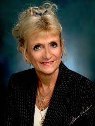 Christa Hendricks's Instagram, Twitter & Facebook