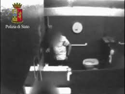 Mega festa di ballo sessuale con ragazze sexy in discoteca. Arresti A Milano Coca Nei Bagni Delle Discoteche Youtube