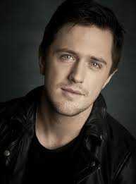 Schedule Pierce Brown for your next Author Event