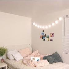 Aug 5 2020 explore hannah hawthorne s board aesthetic room decor followed by 500 people on pinterest. 5 Beautiful Aesthetic Room Decorations For Your Convenience Freshouz Com Aesthetic Bedroom Aesthetic Room Decor Simple Bedroom