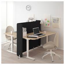 Bekant Desk Sit Stand With Screen White Stained Oak Veneer White 63x63 47 1 4 160x160 120 Cm Ikea Bekant Ikea Bekant Desk Ikea Desk