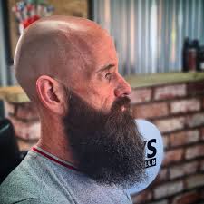 Another smashing beard trim in this morning! Gary's beard was thick and  bushy. It was massively out of shape as well and he had been trimming the  cheek area himself! I reshaped