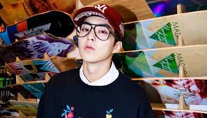 Xiumin is also known as an avid fan of football, and is an honorary ambassador. Exo Xiumin Talks About What He Has Been Up To Since His Military Discharge And Latest Song