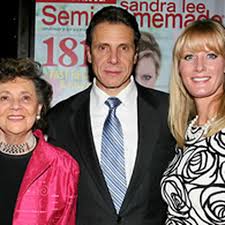 May 25, 2021 · lauren dixon photography // micki moon photography hannah ellis and nick wayne. Andrew Cuomo S Mom To Sandra Lee That S Not The Way You Make A Lasagna Eater