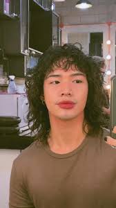 Comment my ka-lookalike 😝