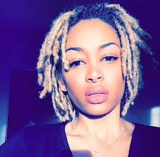 Really Pretty Light Skinned African American Women Wearing Short Two Toned Locs Natural Hair Styles Hair Styles Locs Hairstyles
