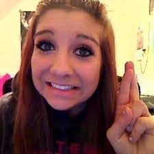 Crystal Hettinger's Instagram, Twitter & Facebook