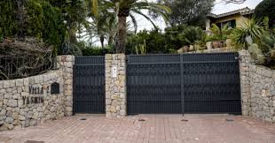 Enjoy your holiday in spain and rent a luxury villa with private pool on mallorca (majorca). Die Familie Schumacher Verbringt Einige Tage In Ihrer Neuen Villa Auf Mallorca Idealista