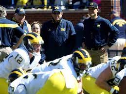 Qb Alex Malzone Under Center In The 2015 Maize Blue Spring Game Harbaugh Lloyd Carr Gary Michigan Wolverines Football Maize And Blue Steelers And Browns