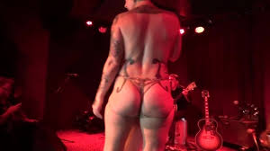 Danielle Colby nude video - UPSKIRT.TV