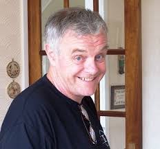 Chris Lennox's Instagram, Twitter & Facebook