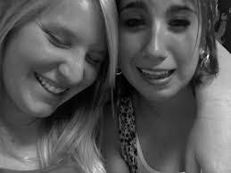 Caitlin Otis's Instagram, Twitter & Facebook