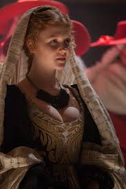 Aquarians are extroverted, friendly, and great listeners and friendship is the key component of a romantic relationship with an aquarian. Isolda Dychauk Celebs