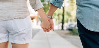 For most people the difference between dating and seeing someone refers to the level of commitment agreed upon by the couple. Being Single In A Foreign Country How To Find Your Second Half Internations