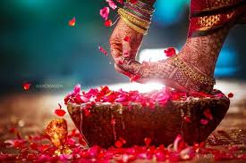 Top 10 indian wedding photography. 10 Best Wedding Photographers For Your South Indian Wedding Blog Indian Wedding Photography Couples Indian Wedding Poses Indian Wedding Photography