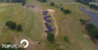 Topsport Bunker Lining At Chart Hills Golf Clubs Anaconda