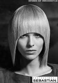 Langer bob mit pony google suche longbob mit pony langer bob mit pony frisur ideen. Frisuren Bilder Extravagant Geschnittener Long Bob Mit Rund Geschnittener Pony Kontur Frisuren Haare