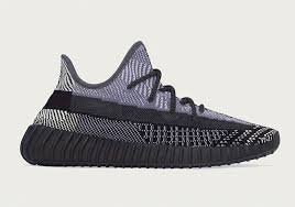 Untuk 2014 jenama sukan ini jualan terbaik. The Adidas Yeezy Boost 350 V2 Appears In The Oreo Colorway Grailify