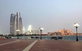 Οι πελάτες δύο ξενοδοχείων του αμπού ντάμπι, που ήρθαν σε επαφή με δύο ιταλούς επαγγελματίες. Ampoy Ntampi Empeiries Kai A3io8eata Sthn Polh Ths Polyteleias Clickatlife