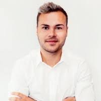 200+ Profile mit dem Suchbegriff „Breuninger“