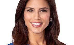 Lindsey Sablan's Instagram, Twitter & Facebook