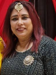 Shaky Shaky —Kathak Fusion https://youtu.be/t5WEYP6XBhM?si=w5eZK4LGfD017D4g  https://www.instagram.com/reel/DOtbvZGCLO6/?igsh=MjB5M2l3ZjI2anB5  https://www.facebook.com/share/r/16BSjm65jh/?mibextid=wwXIfr