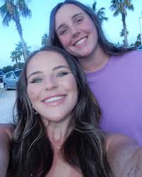 ashley brooke (@ash.ley.brooke) • Instagram photos and videos