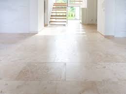 Das wertet den raum auf und sorgt für ein edles design im innenbereich ihres hauses. Traumhafte Natursteinboden Jonastone