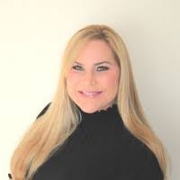 Michelle Giesbrecht's Instagram, Twitter & Facebook