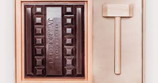 Le Bloc De Chocolat A Casser Et Ses Accessoires Alain Ducasse Chocolat Alain Ducasse Delicieux Desserts