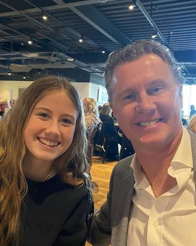 Chúc mừng sinh nhật vui vẻ đến người bạn của tôi, Steve McManaman! Hy vọng  bạn đã có một ngày tuyệt vời! Dưới đây là một số điều mà tôi không bao