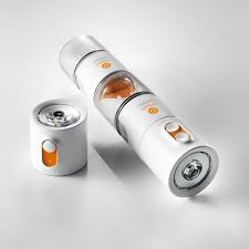 The Saver Emergency Breath System An Essential Home Safety Device Designed To Prevent Smoke Inhalation And Allow You And Yo Idees Pour La Maison Idee Diy Idee