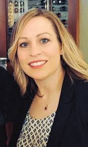 Beth Wunder's Instagram, Twitter & Facebook