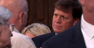 Face Value: Linking Nonverbal Cues to Character Traits in Impression  Formation of Politicians