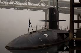 Defence chiefs insist the vessel was fit for use. Gydkhwziujzsam
