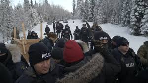 Unsere dawn raid guidelines beantworten die drängendsten fragen und bieten eine richtschnur für das richtige verhalten in der durchsuchungssituation: Rcmp Conduct Pre Dawn Raids On Wet Suwet En Land Defender Camps National Observer
