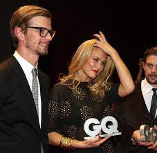 Der deutsche fernsehmoderator, regisseur und schauspieler joachim winterscheidt. Gq Gala In Berlin Eine Frau Stahl Den Gq Mannern Die Show Welt