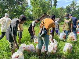 Sasena, natives, gas asli, caoutchouc, natural gas, native place, native plant. Give With Ikhlas Donation Fund Reaches Orang Asli Communities In Pahang Airasia Newsroom