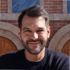 I'm excited to share that I've started a new role with Lolli & Pops as COO!  Happy to be rejoining the confectionary world and loving the delightful  sweet smells from the Hammond's