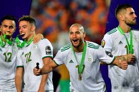 معلومات عامة عن دولة الجزائر. Ù„Ø§Ø¹Ø¨ Ù…Ù†ØªØ®Ø¨ Ø§Ù„Ø¬Ø²Ø§Ø¦Ø± ÙŠØ¤ÙŠØ¯ ÙÙƒØ±Ø© ØªØ£Ø¬ÙŠÙ„ Ø£Ùˆ Ø¥Ù„ØºØ§Ø¡ ÙƒØ£Ø³ Ø§ÙØ±ÙŠÙ‚ÙŠØ§ Ù„Ù„Ø£Ù…Ù…