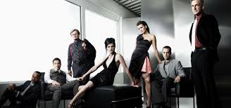 Ainsi, lorsqu'un officier commandant de marine est retrouvé mort, leroy jethro gibbs, tony dinozzo et ducky mallard, les. Saison 9 Ncis Enquetes Speciales Streaming Ou Regarder Les Episodes