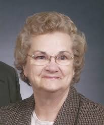 Clara Padgett's Instagram, Twitter & Facebook